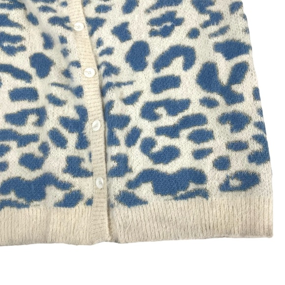 Moon River Fuzzy Knit Leopard Print Button Cardigan Sweater Blue White Small - Picture 7 of 9